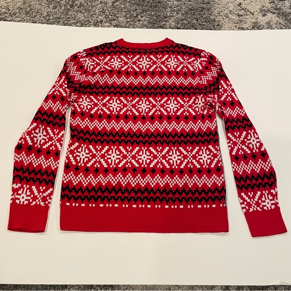 Christmas Sweater Bundle Size Medium - Picture 5 of 10